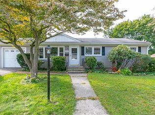 195 Morehouse Ave, Stratford, CT 06614