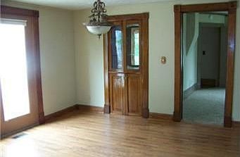 3rd image of 611 South St