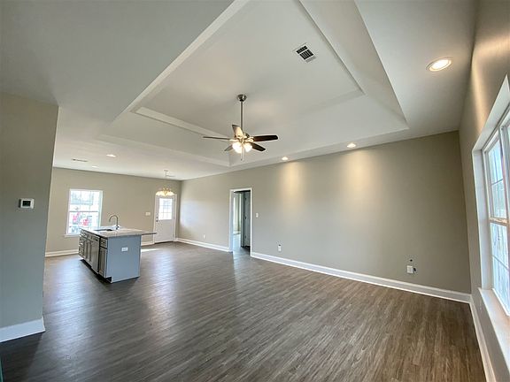 3rd image of 30 Cole Dr