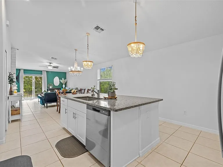 5554 Blue Azure Dr — Photo 14