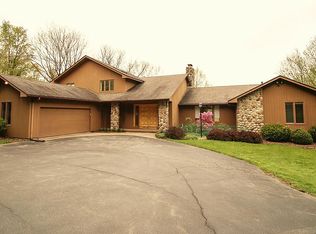 1695 W Bloomfield Rd, Honeoye Falls, NY 14472