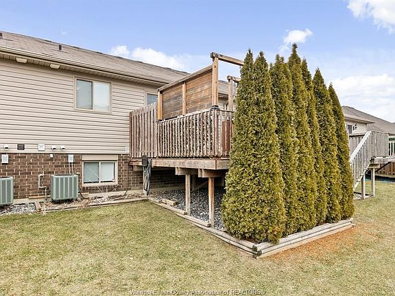 4th image of 11921 Boulder Cres