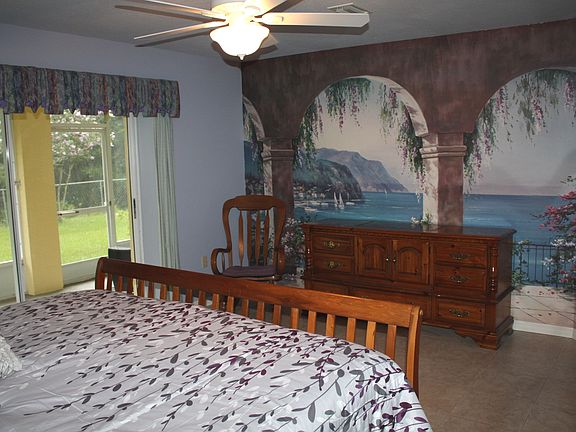 4th image of 24129 Dracena Ct