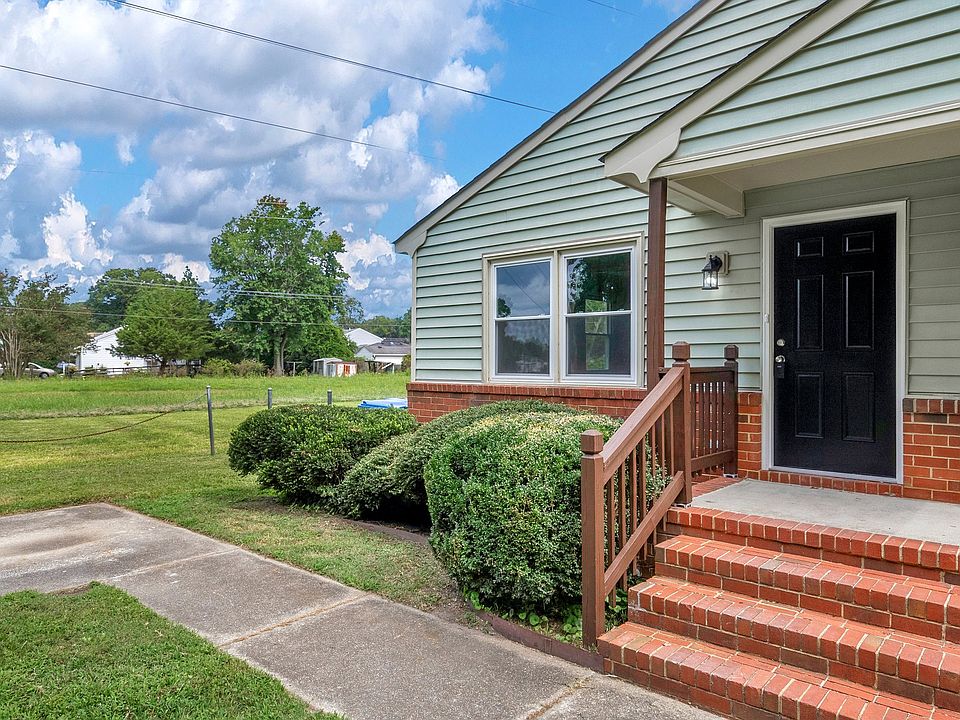 1st image of 2300 Miller Ave #2300