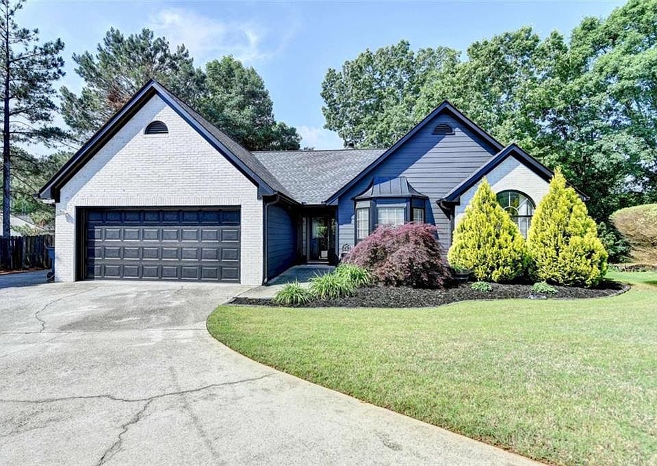 1st image of 2190 Ashley Crossing Ct