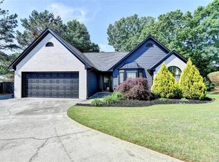 2190 Ashley Crossing Ct, Lawrenceville, GA 30043