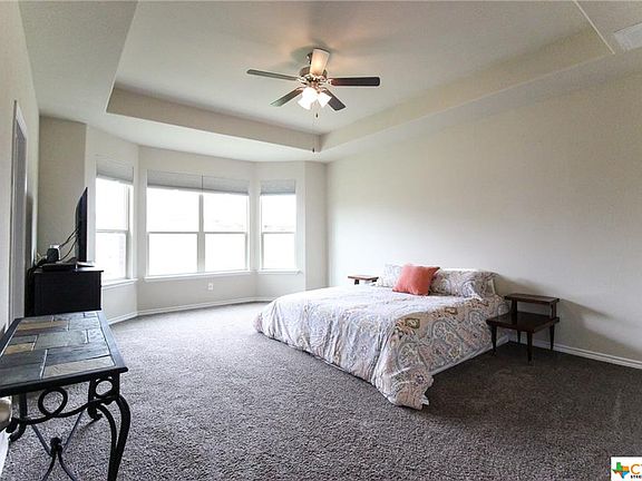 3rd image of 4606 Guildford Dr