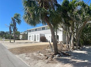 304 67th St #A, Bradenton Beach, FL 34217