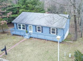 3 Squire Ln, High Bridge, NJ 08829