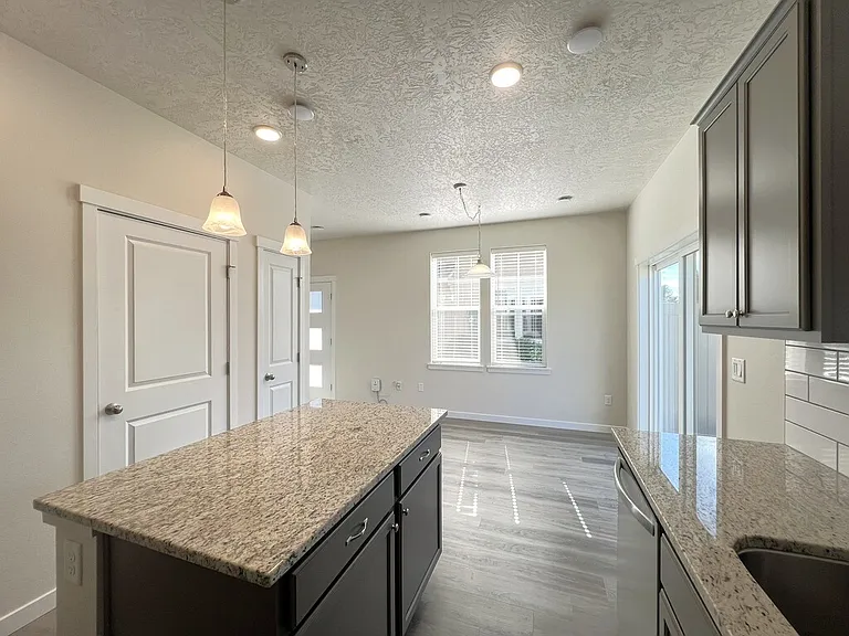 10744 W Brownstone Ln — Photo 16