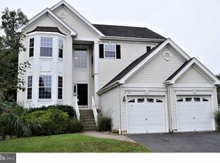 38 Allegheny Ln, Bordentown, NJ 08505