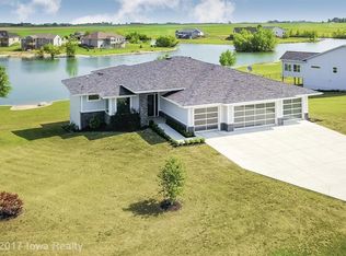 115 Lake Shore Dr, Dallas Center, IA 50063