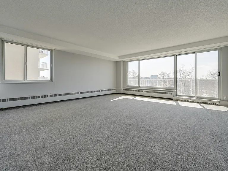12207 Jasper Ave NW — Photo 2