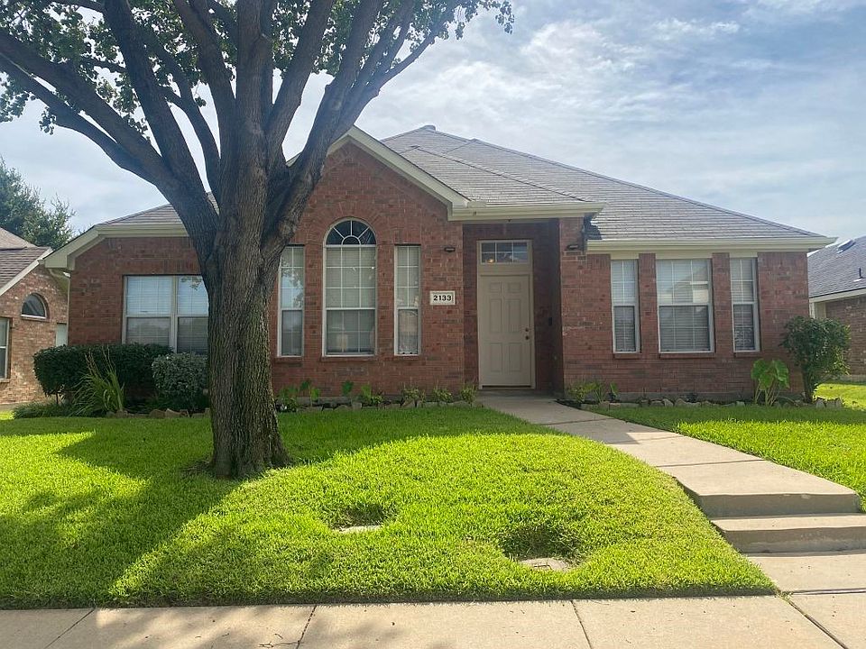 1st image of 2133 Wallbrook Dr