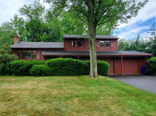 67 Brentmoor Rd, East Hartford, CT 06118