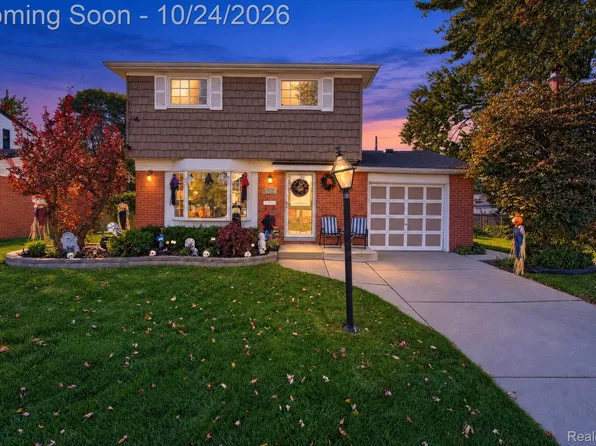 32505 Steinhauer St, Westland, MI 48186