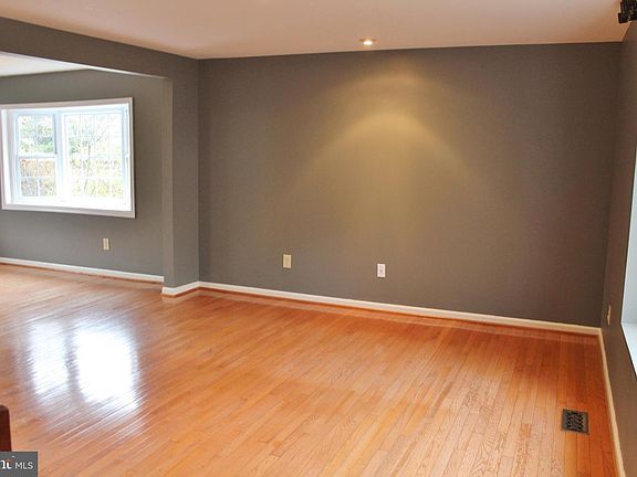 2nd image of 9400 Wrought Iron Ct