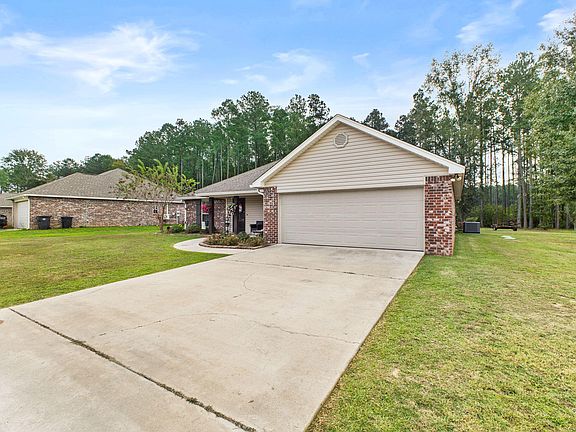 3rd image of 109 Lost Orchard Dr
