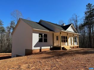 176 Fox Ln, Louisa, VA 23093