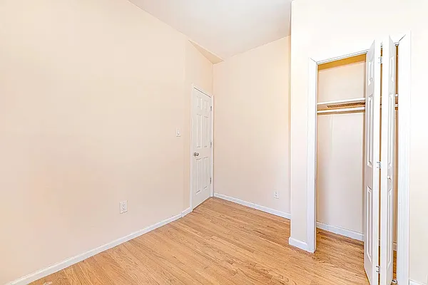 Rented by REAL New York | media 14