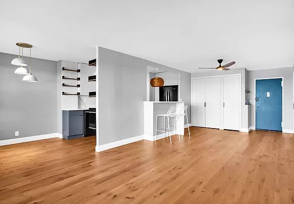 5th image of 5800 Arlington Ave APT 4G