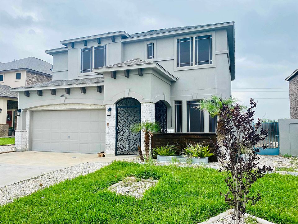 1st image of 315 Silver Leaf Oak Dr