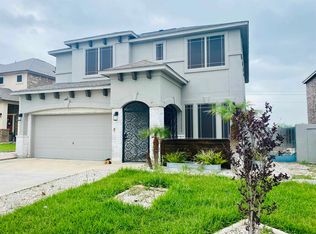 315 Silver Leaf Oak Dr, Laredo, TX 78045