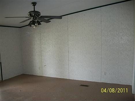 3rd image of 1697 Fm 198 W