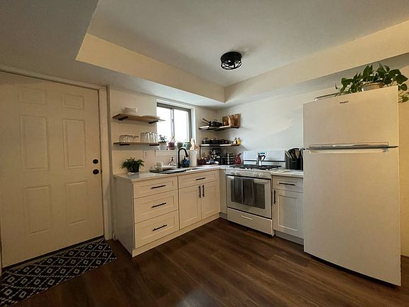 2nd image of 88 Goller Pl #1