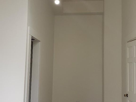 3rd image of 413 Cedar Ave S #1