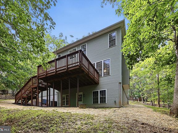 2nd image of 1257 Lakeview Dr