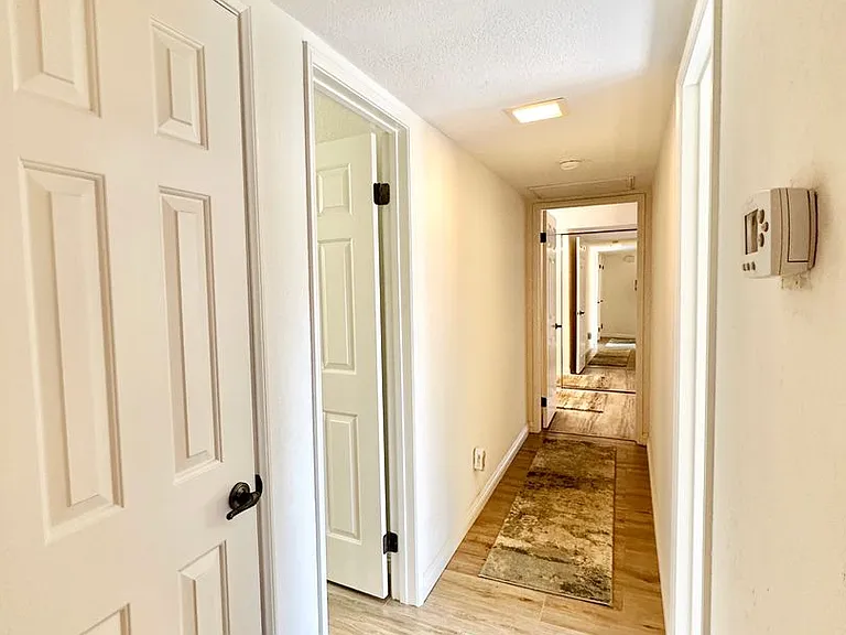 1732 Woodbrook Ln — Photo 21