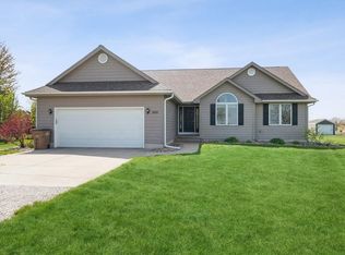 800 Pleasant St SE, Bondurant, IA 50035