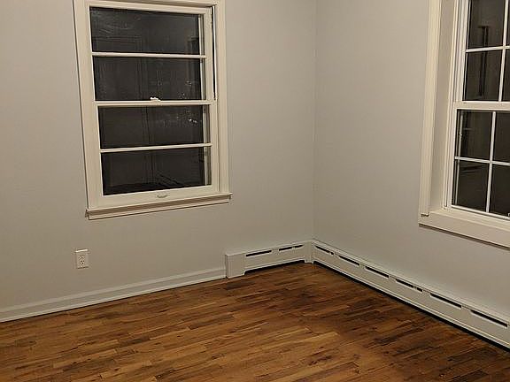 5th image of 5035 Bidwell St