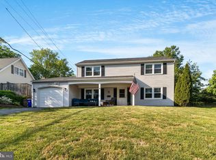 12104 Tanglewood Ln, Bowie, MD 20715