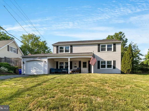 12104 Tanglewood Ln, Bowie, MD 20715