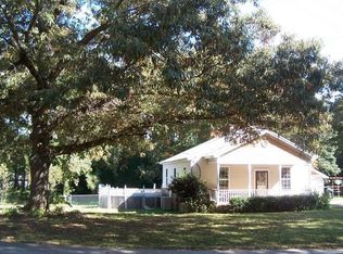 65 Fuller Rd, Locust Grove, GA 30248