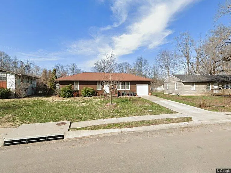 8216 Ruskin Way — Photo 1