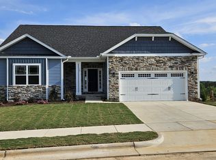 108 Northwood Dr, Fuquay Varina, NC 27526