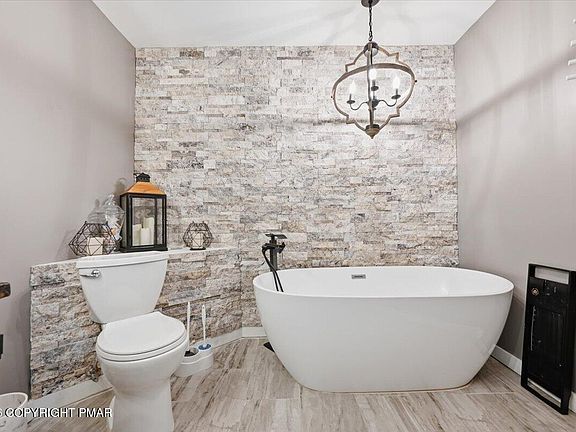 3rd image of 47 Warbler Ct
