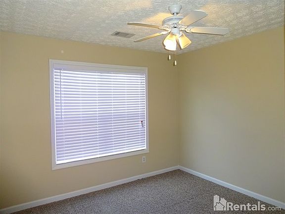 5th image of 680 Chatham Park Dr