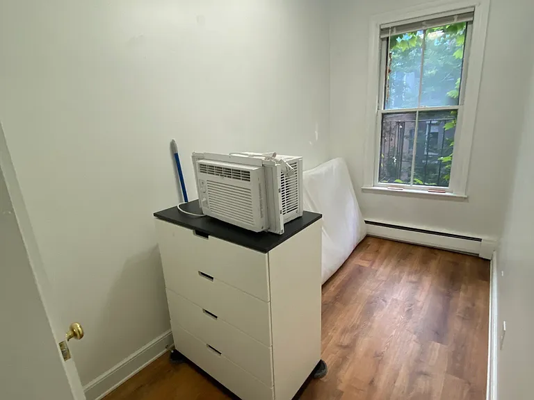 20 Hanson St #4 — Photo 6
