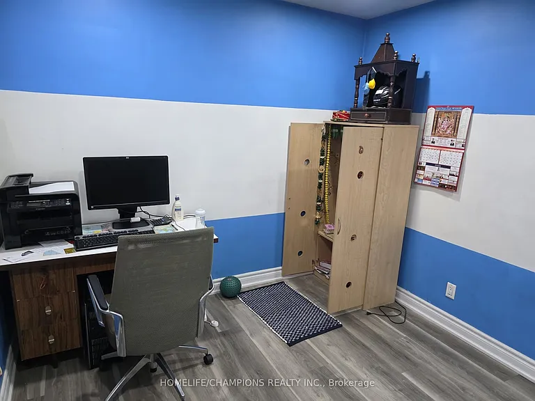701 N Brimorton Dr NE — Photo 20
