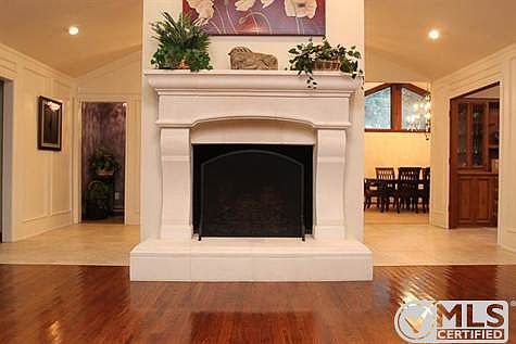 5th image of 5527 Harbor Town Dr
