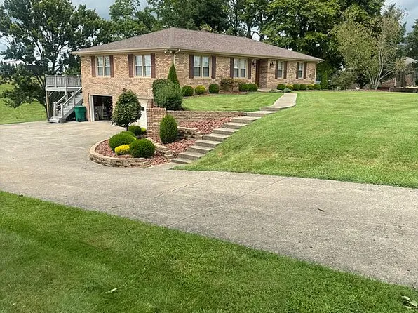 225 Country View Dr, Lebanon, KY 40033