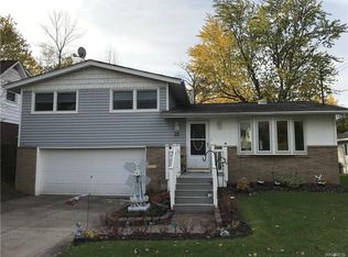 25 Allen St, Lancaster, NY 14086