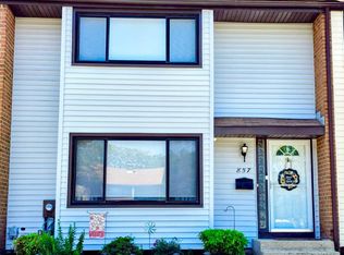 857 Jamestown Rd, East Windsor, NJ 08520