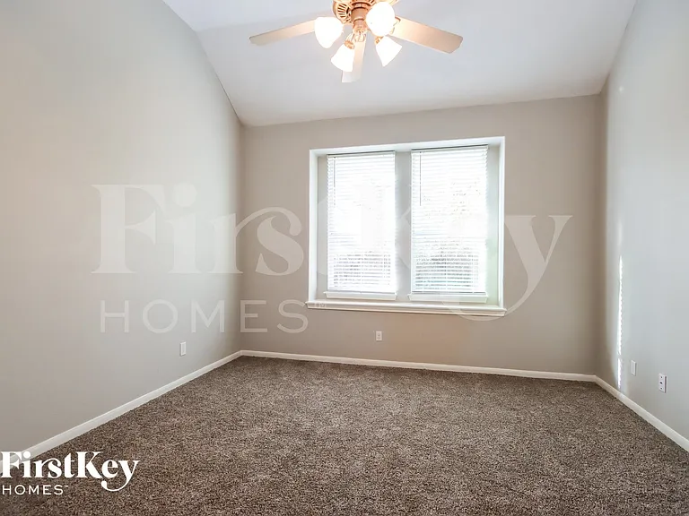 1806 Chart Dr — Photo 8
