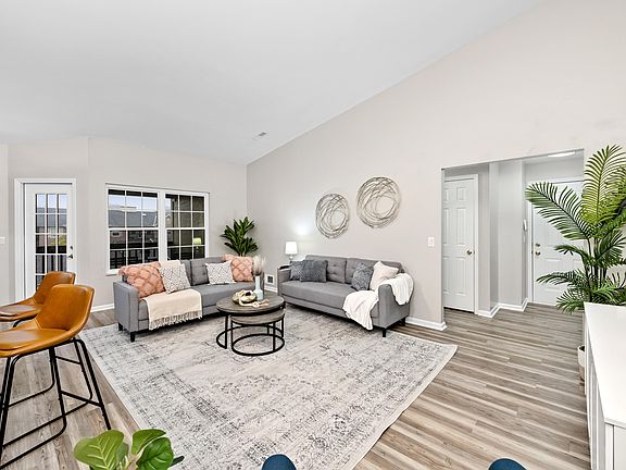 5th image of 12-SEP Meadow Ln