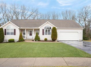 17 Ginger Trl, Coventry, RI 02816